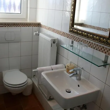 Studio Fuer 2 Pers Mit Du/wc